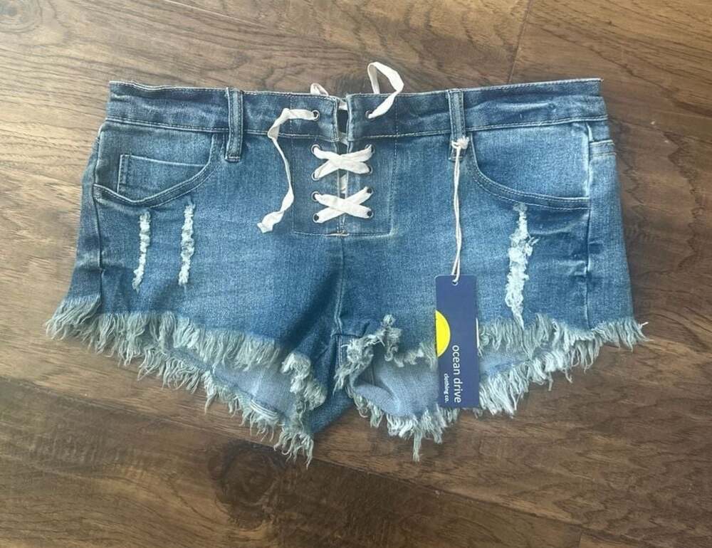 Ocean Drive Clothing Co. Distressed Lace-Up Denim Shorts Size 5